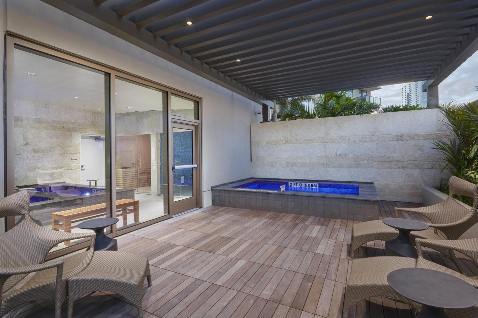 Renaissance Honolulu Hotel & Spa ภายนอก รูปภาพ